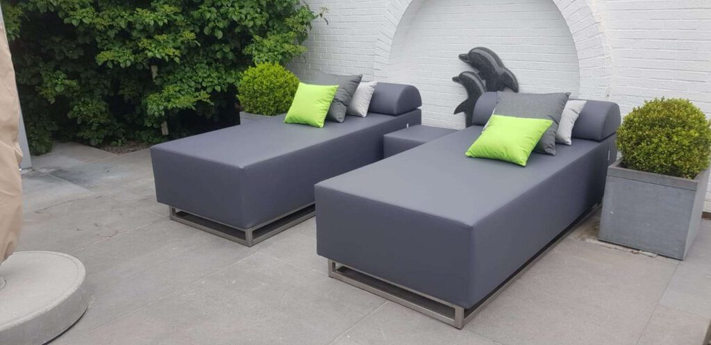 large garden daybed